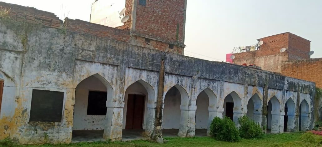 No teacher in five Sanskrit schools