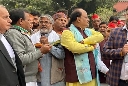 UP Assembly Election 2022 Lakhimpur Kheri Live Debates and Discussions Coverage News Updates In Hindi