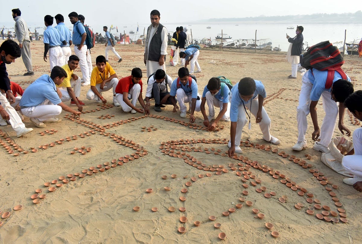 Dev Deepawali: From Ganga-Yamuna Ghat to the crossroads of the city will be illuminated with the light of diyas today