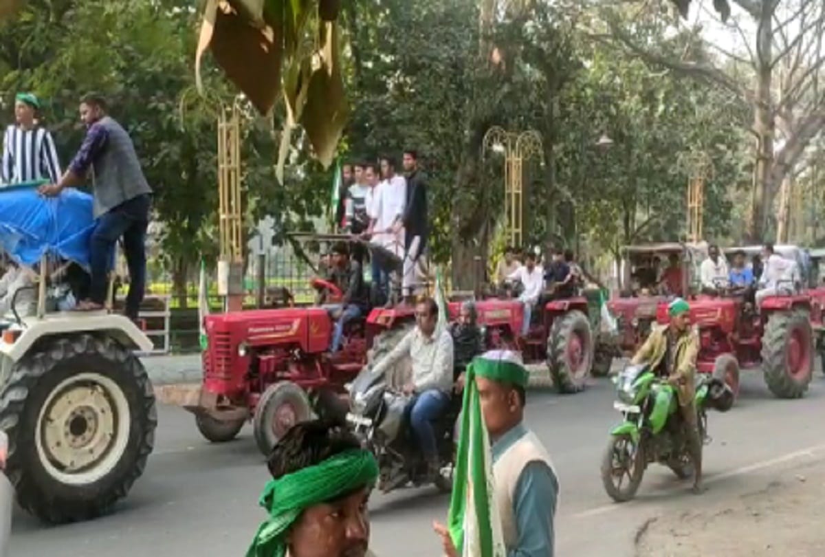 Farmers tractor rally on paddy procurement and power problem,