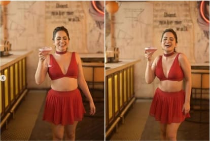 Urfi Javed trolled by copying Priyanka Chopra look fans angry