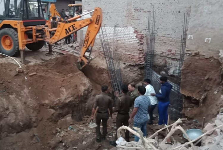 Three died due to wall collapse in Rewari of Haryana