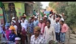 कस्बा बानपुर में जश्ने गौसे आजम (ग्यारहवी शरीफ) के जुलूस में शामिल लोग
