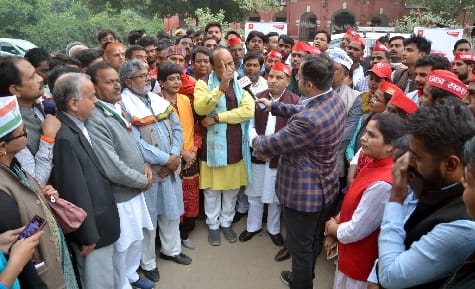 When the opposition surrounded the situation of inflation, farmers and the city, the BJP held Corona responsible