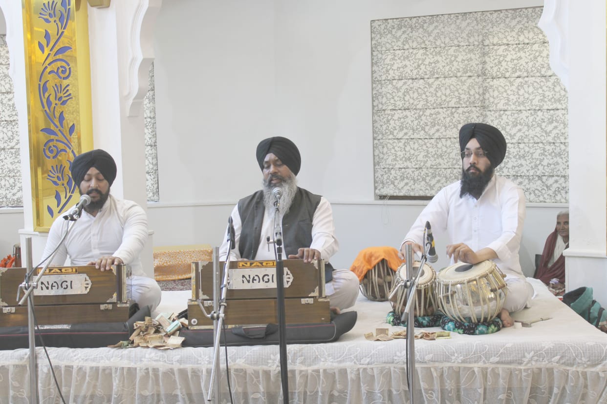 Kirtan court decorated in gurudwaras, made the sangat happy
