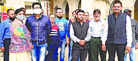 Traders rallied against digging without planning