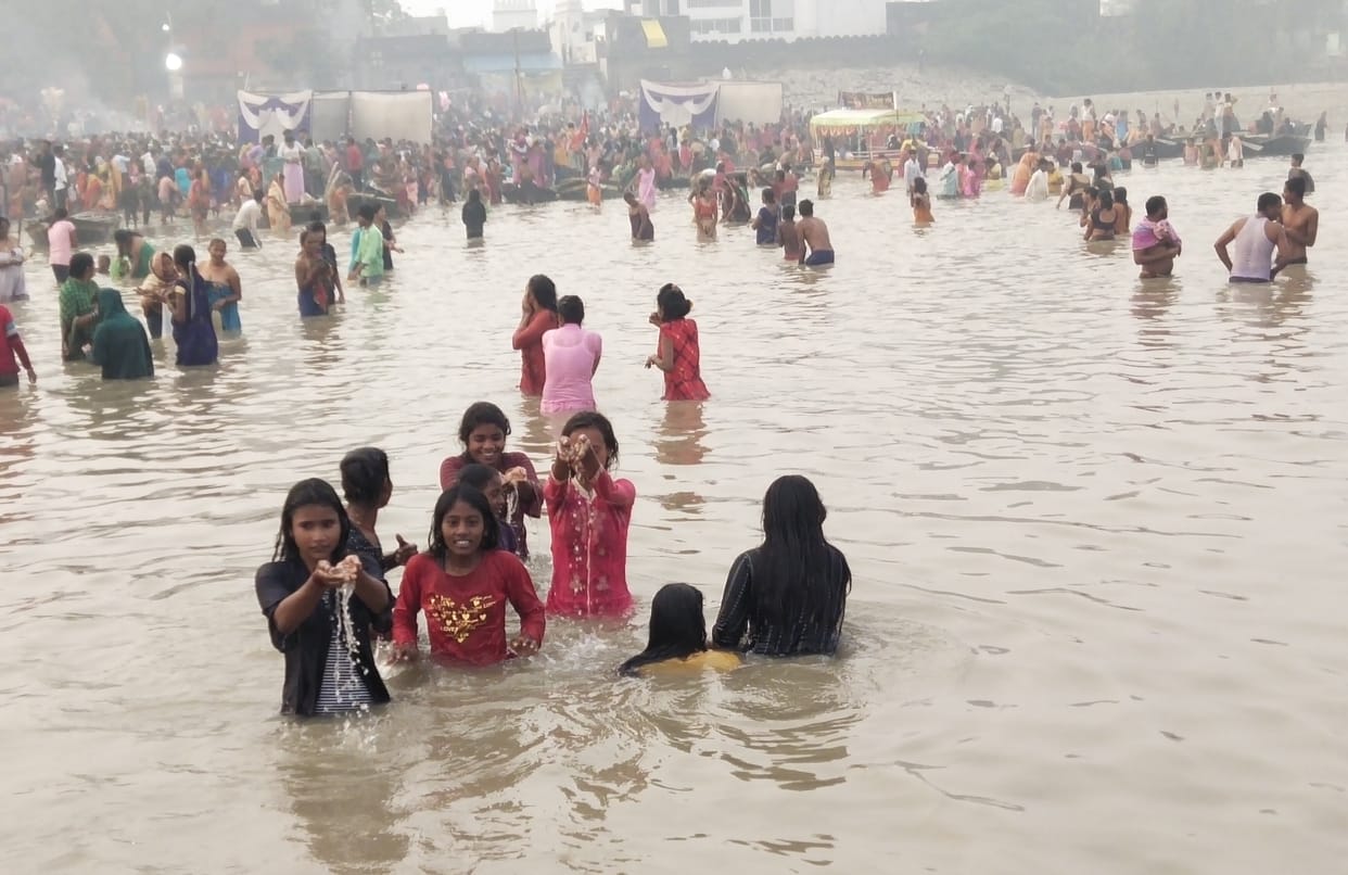 Kartik Purnima: Tamasa, a dip of faith in Saryu