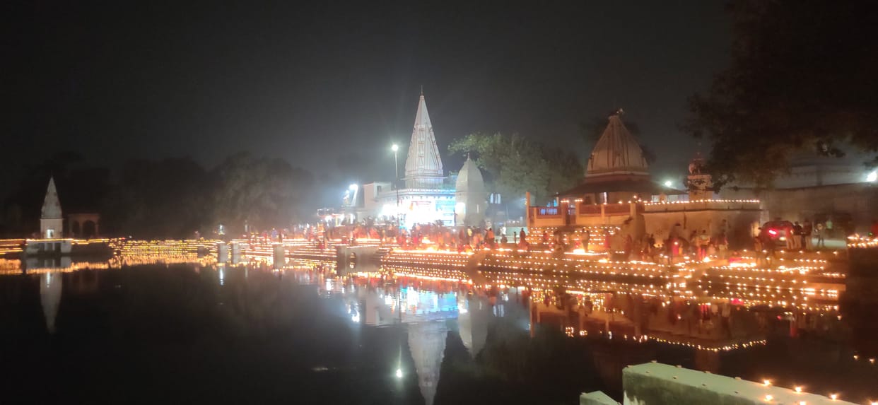 51 thousand diyas were lit, Ganga aarti was also done