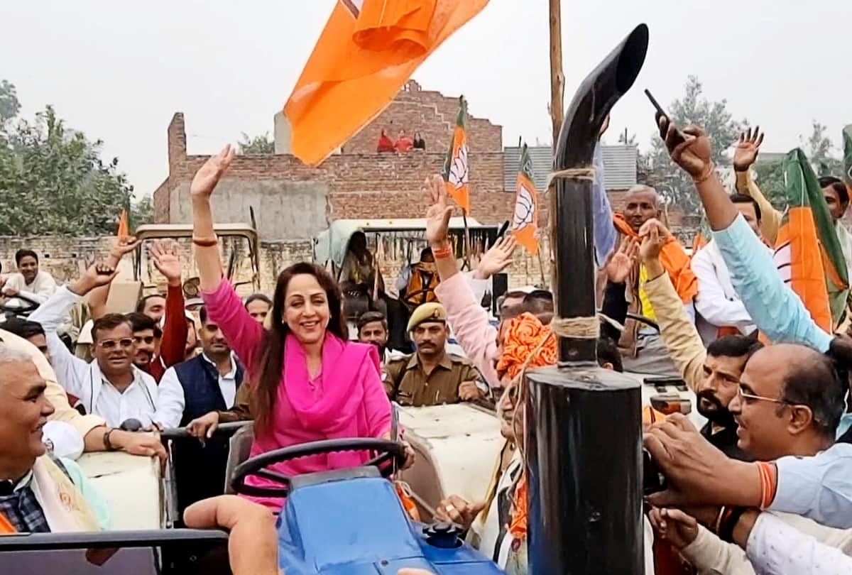 Hema Malini driving a tractor in BJP Kisan Morcha Rally in Mathura