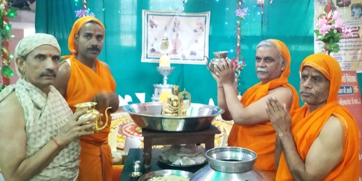 Sins are washed away with the water of virtue: Pushpendra Shastri