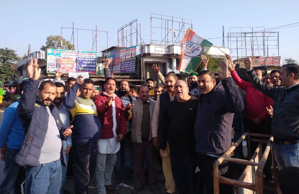 Farmers took out victory procession under the flag of Congress