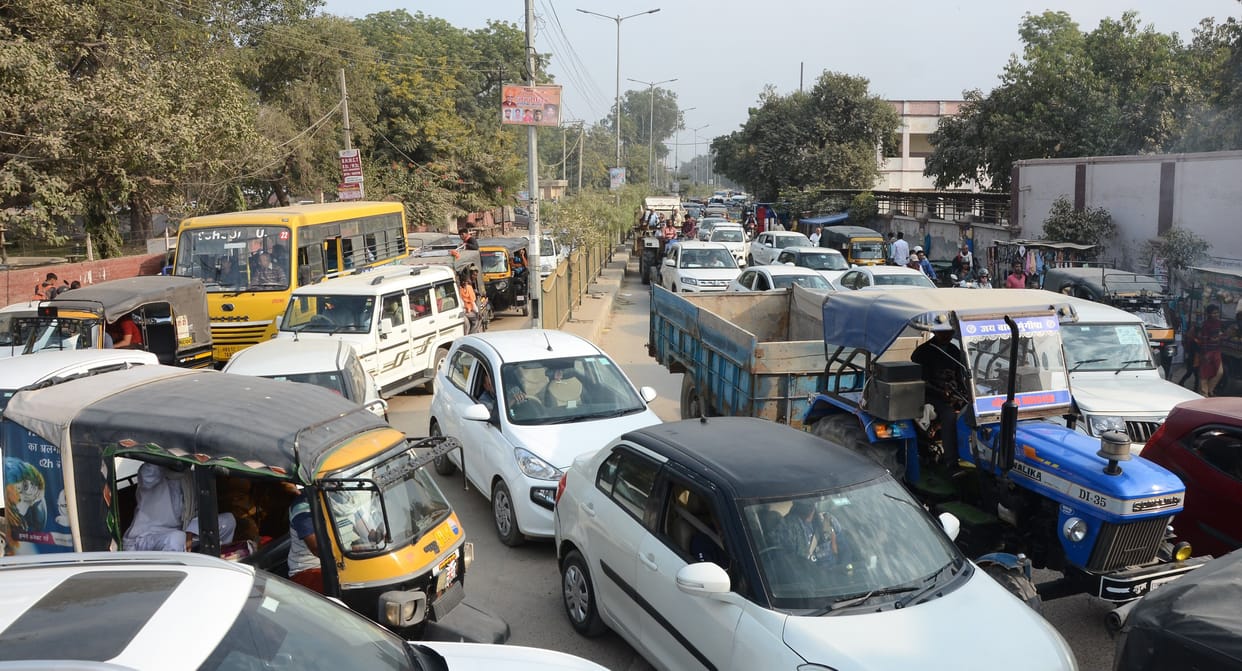 One way road due to construction, city struggled with jam