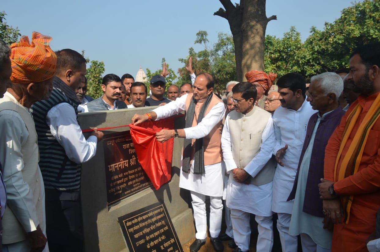 Politics and social work most difficult: Suresh Rana