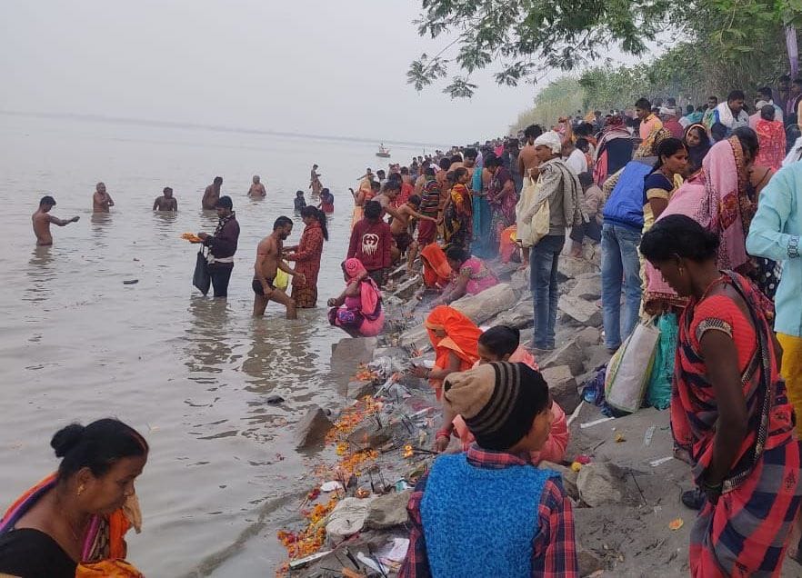 Devotees took a dip of faith