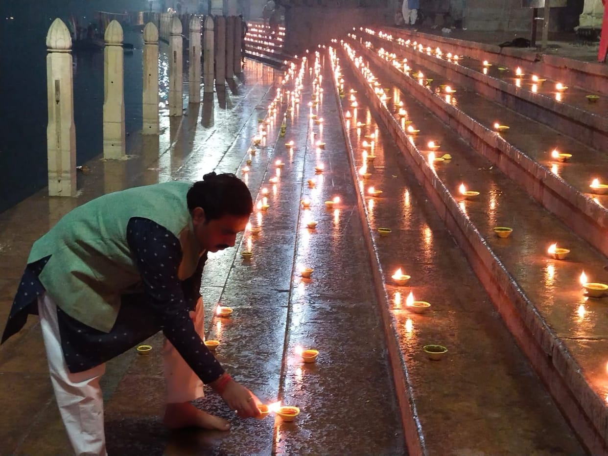 Mathura: The ghats of Yamuna shine on Dev Diwali