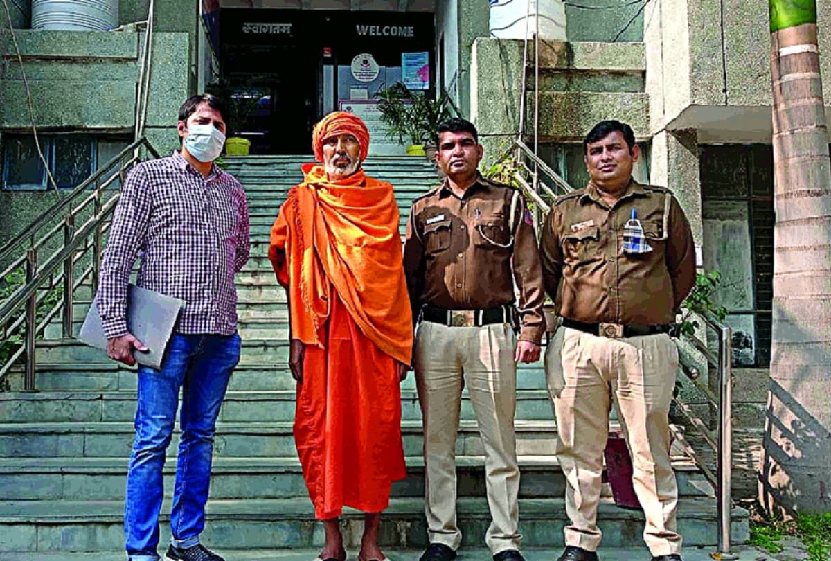 Delhi Police arrests liquor smuggler