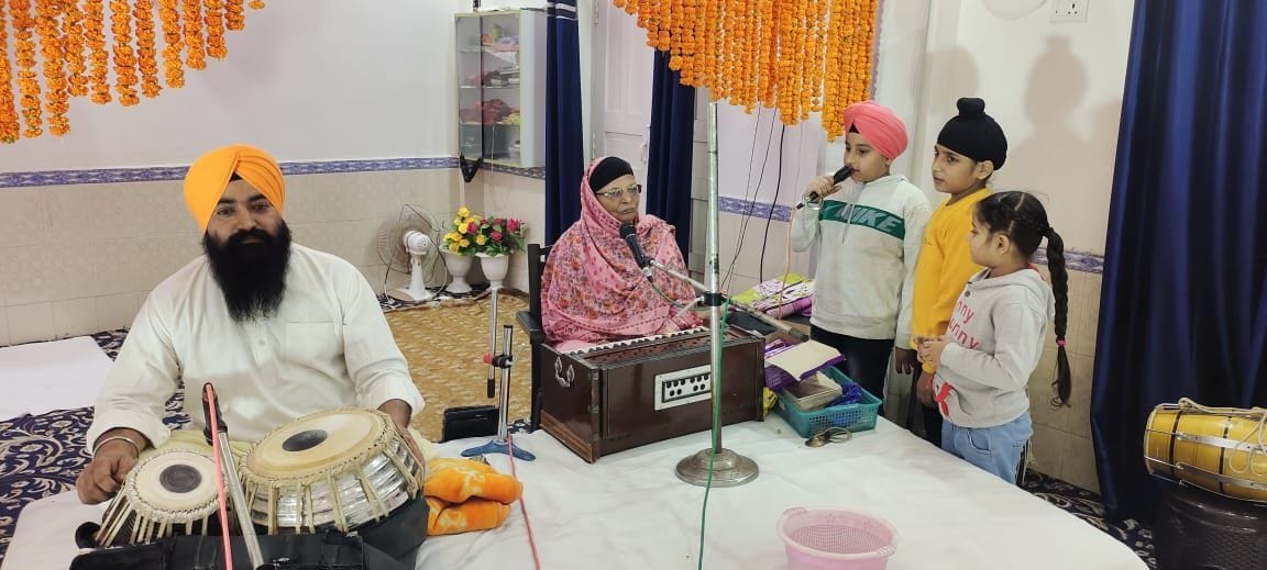 prakash parv celebrated