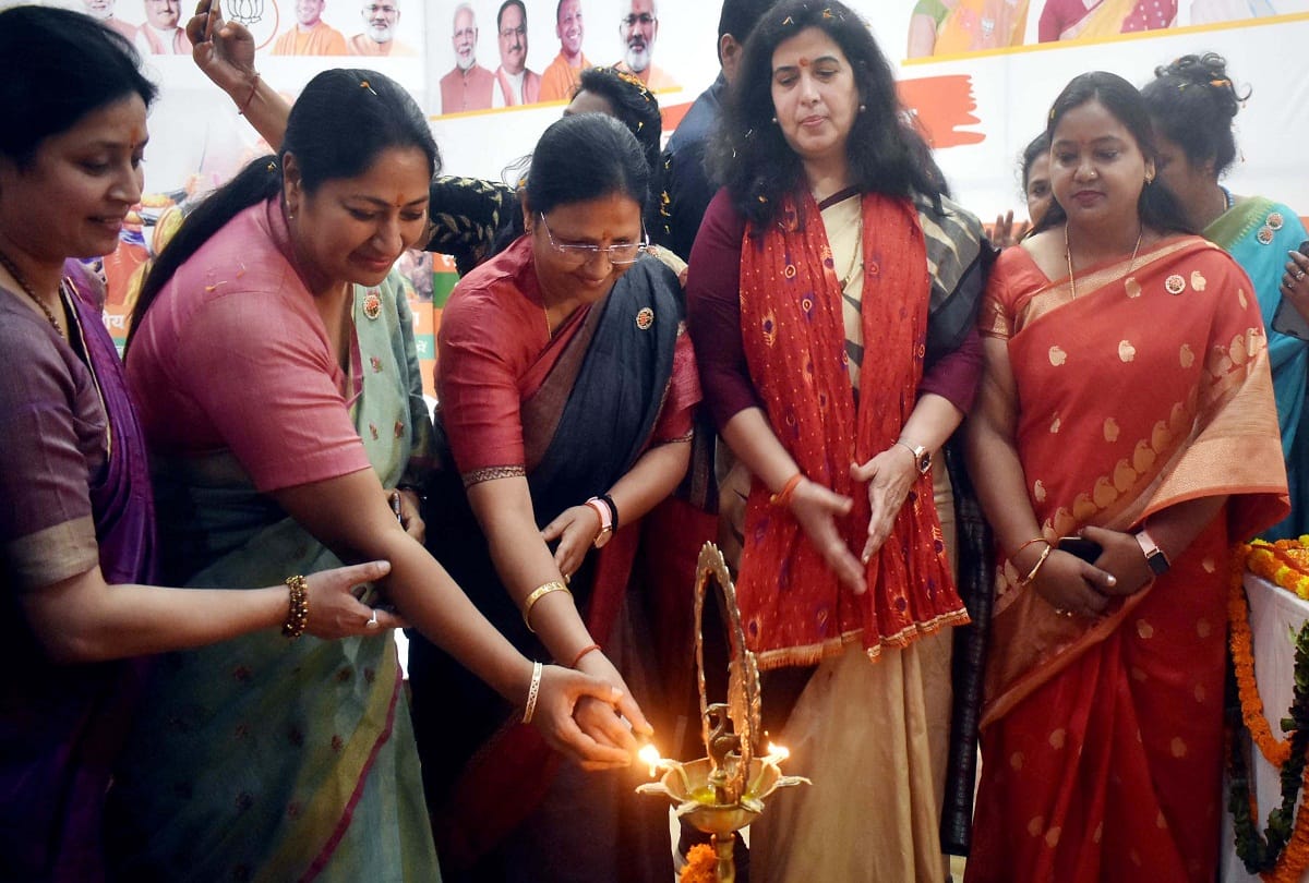 Modi Yogi government women are emerging as strong bjp Leader Saroj Pandey said