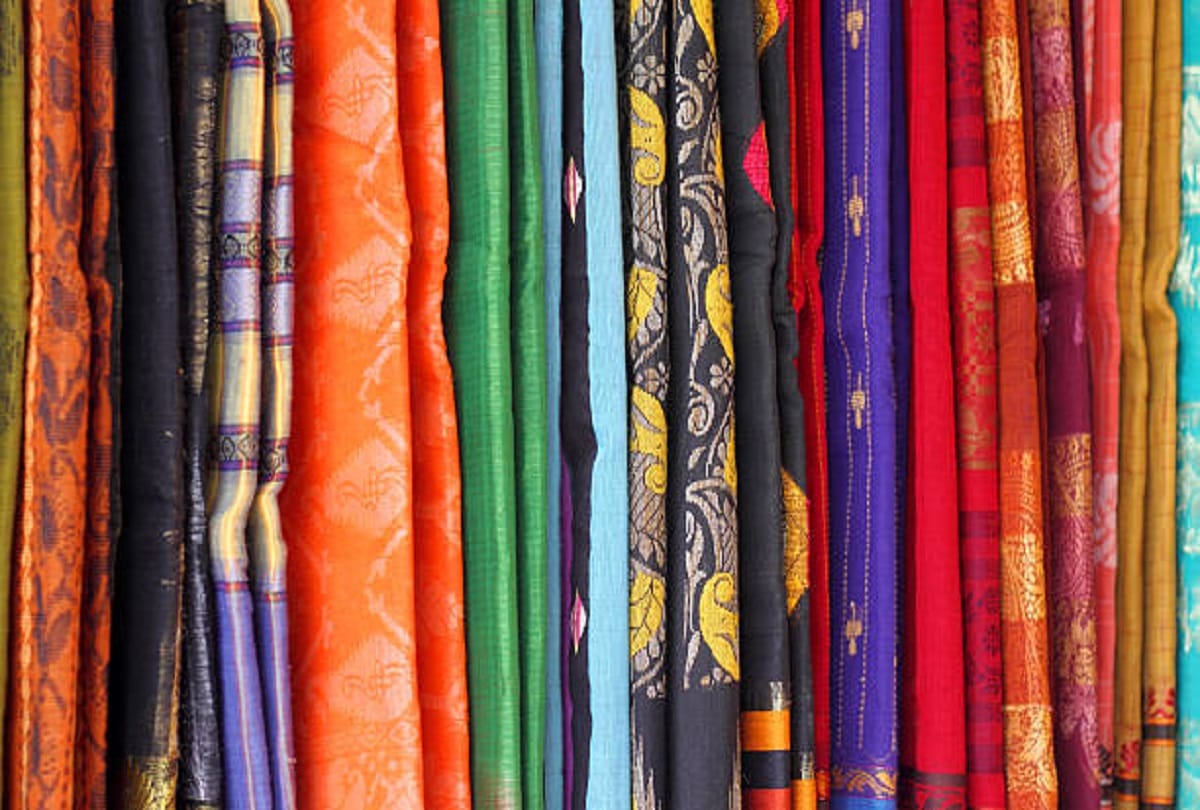 Easy Tips to store silk sarees for lifelong and shiny