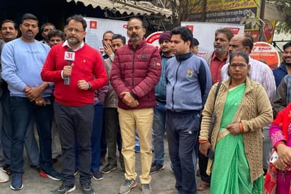 UP Assembly Election 2022 Sitapur Chai Par Chunavi Charcha Coverage News Updates In Hindi
