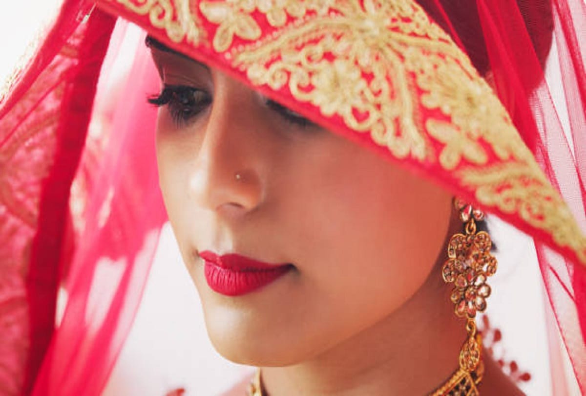 Fashion Tips Keep these things in mind while buying wedding outfits