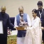 मेयर और नगर आयुक्त ने ग्रहण किया पुरस्कार