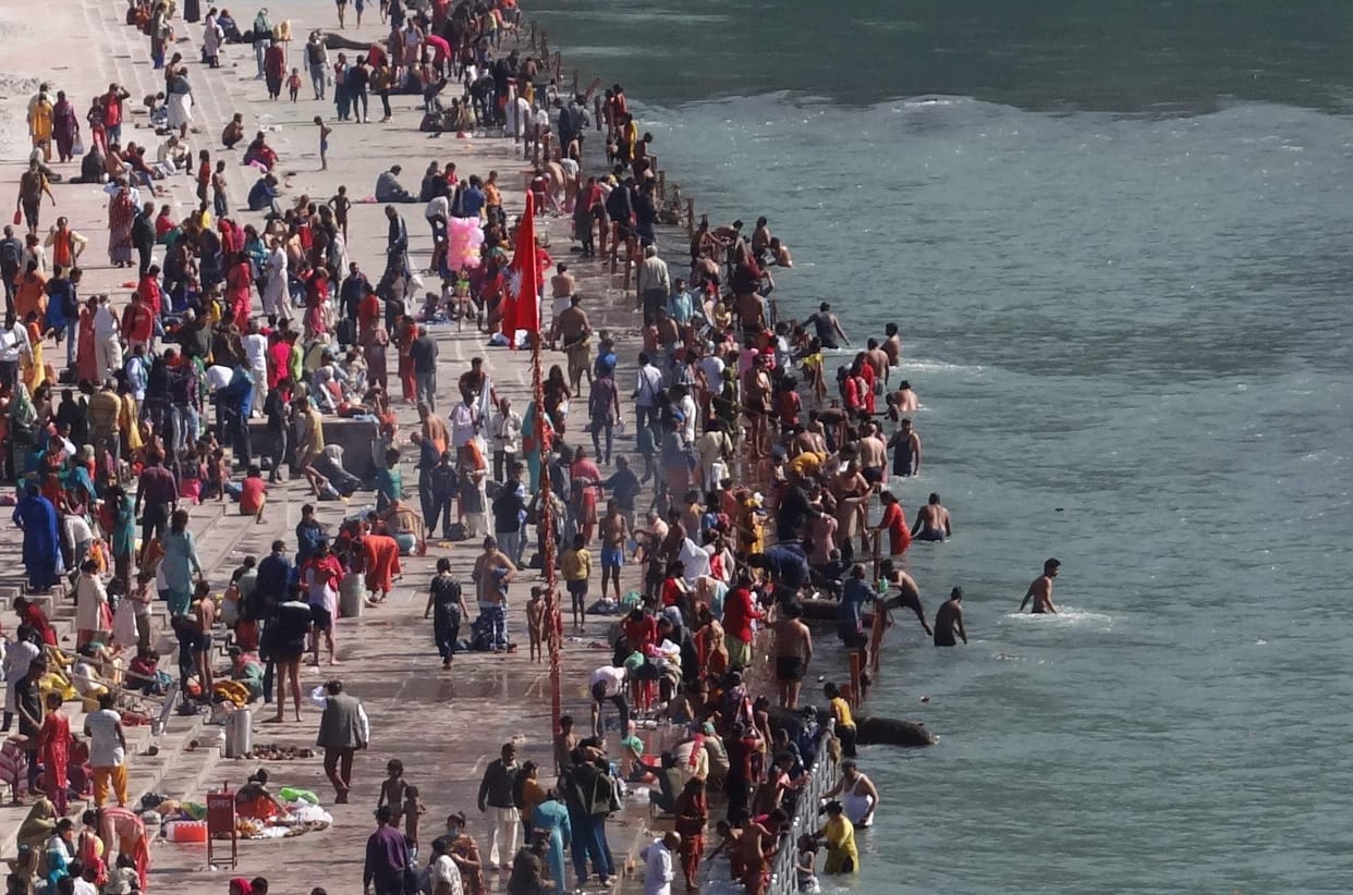 Crowd of devotees gathered on Kartik Poornima