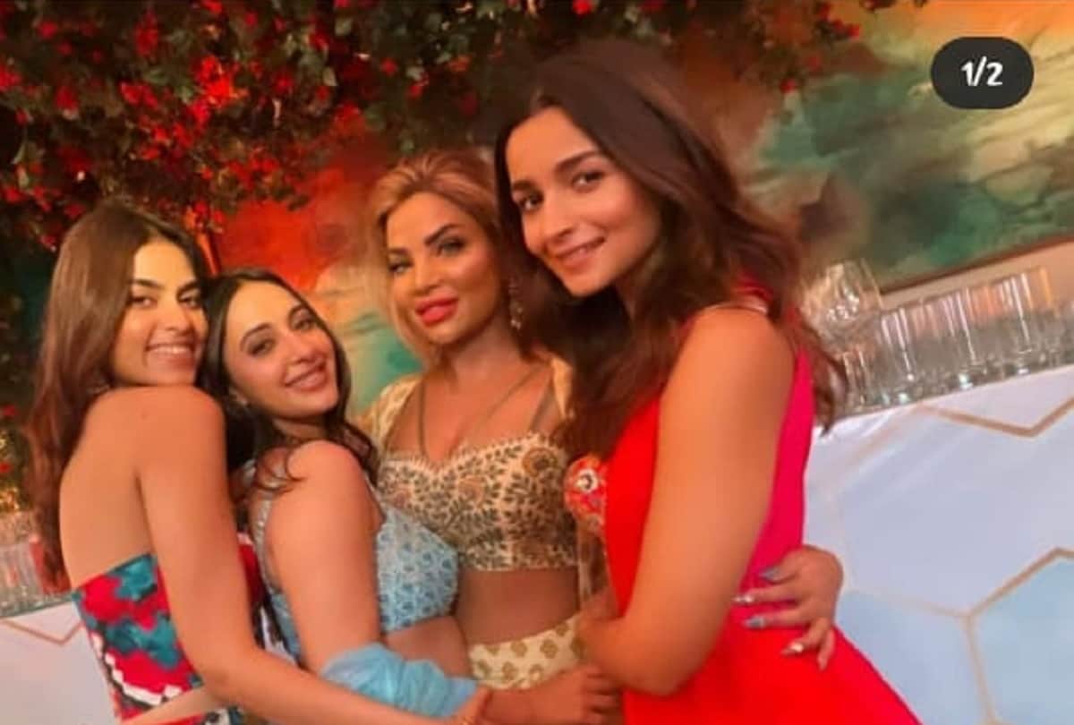 Alia Bhatt Athiya Shetty and vaani Kapoor seen dancing in Anushka Ranjan Kapoors Sangeet ceremony