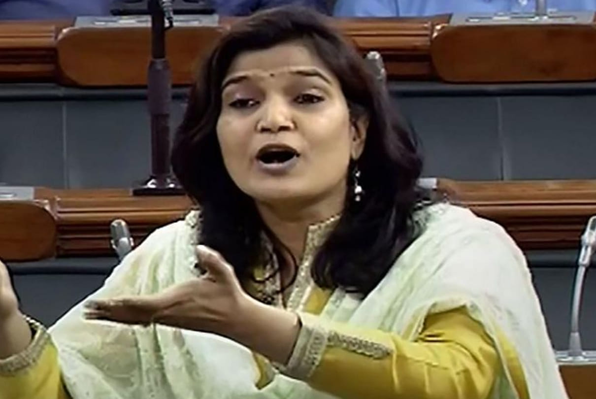 Enforcement Directorate summons Shiv Sena MP Bhavana Gawali for November 24 in a money laundering case Latest News Update