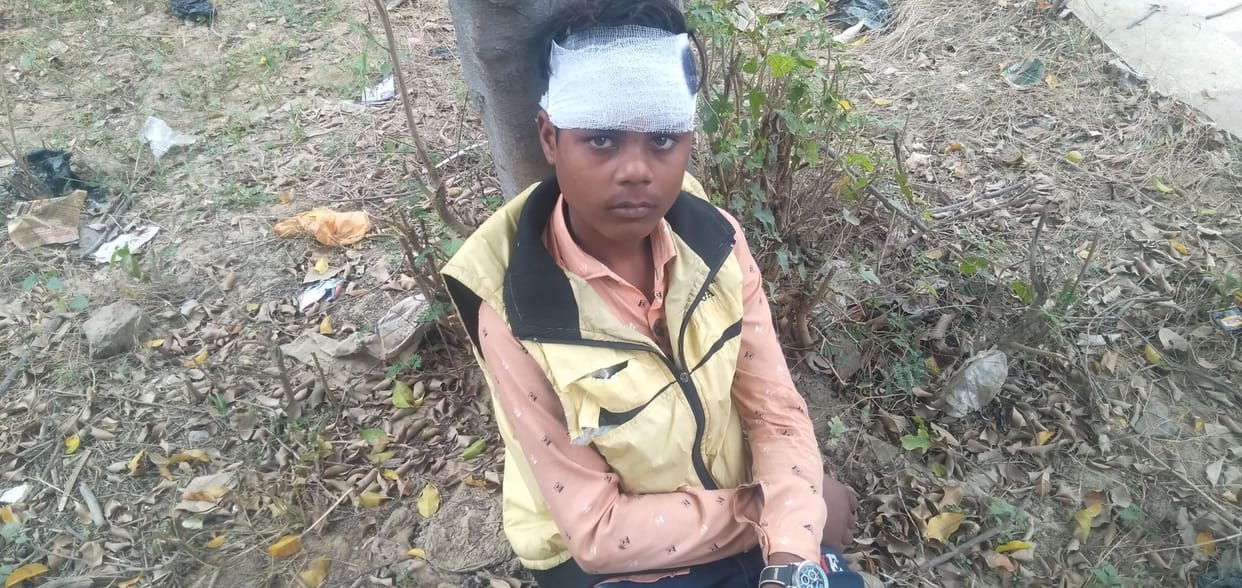 Father dies due to tractor collision, son serious