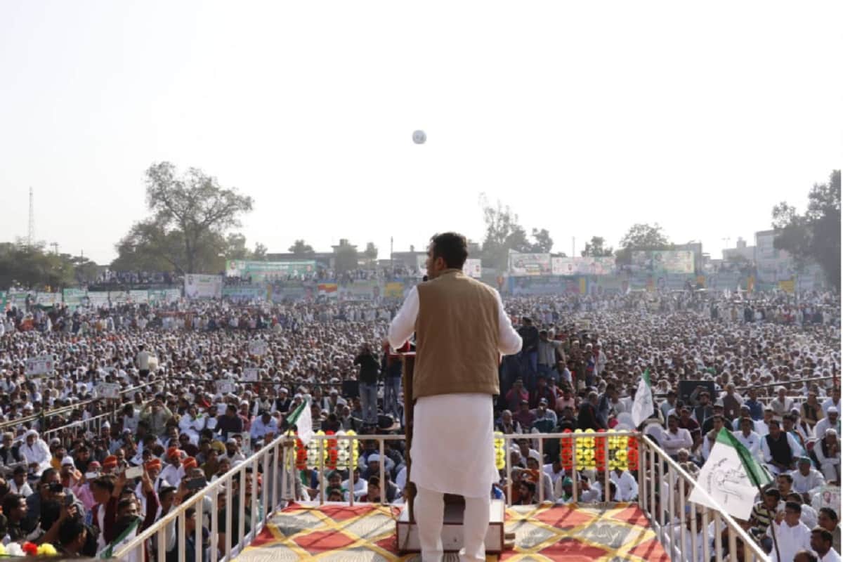 Chaudhary Jayant rally in Muzaffarnagar and targeted PM Modi and CM Yogi after the big decision on agricultural laws