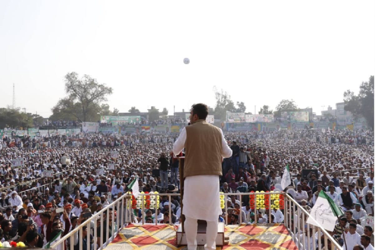 Chaudhary Jayant rally in Muzaffarnagar and targeted PM Modi and CM Yogi after the big decision on agricultural laws