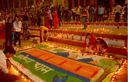 dev deepawali 2021 in kashi varanasi girls performed ganga aarti aarti read highlights