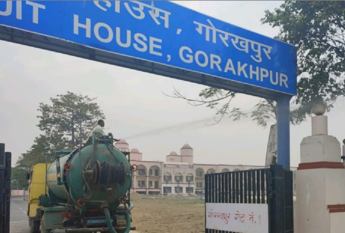 Air pollution reduced due to rain in nearby districts in Gorakhpur