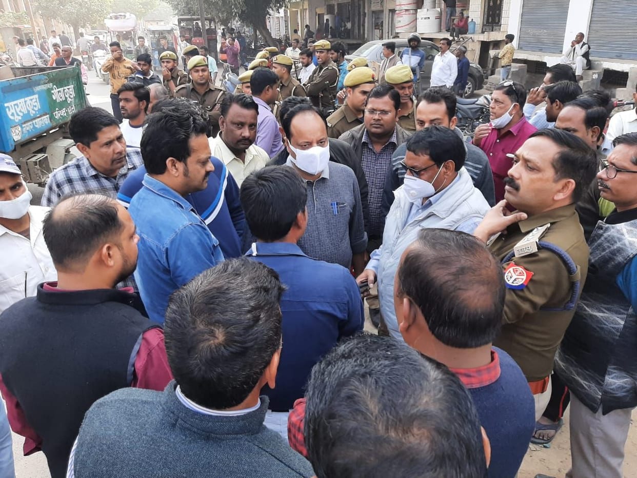 Encroachment removed from railway road, clashes with traders