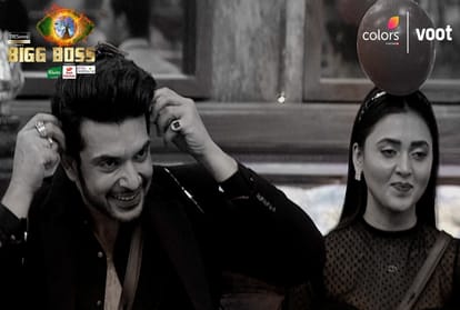 Bigg Boss 15: karan kundra gets jealous of  Vishal kotian and Tejashwi prakash bonding talked to umar riaz about this jealousy