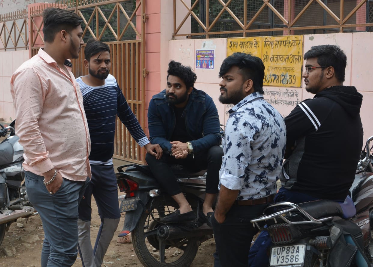 Youth commits suicide by hanging