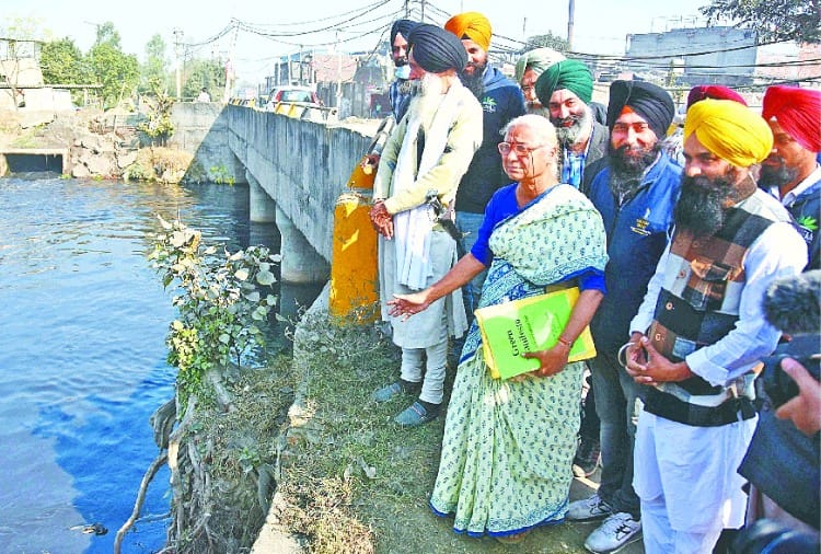 Medha Patkar reached Ludhiana of Punjab