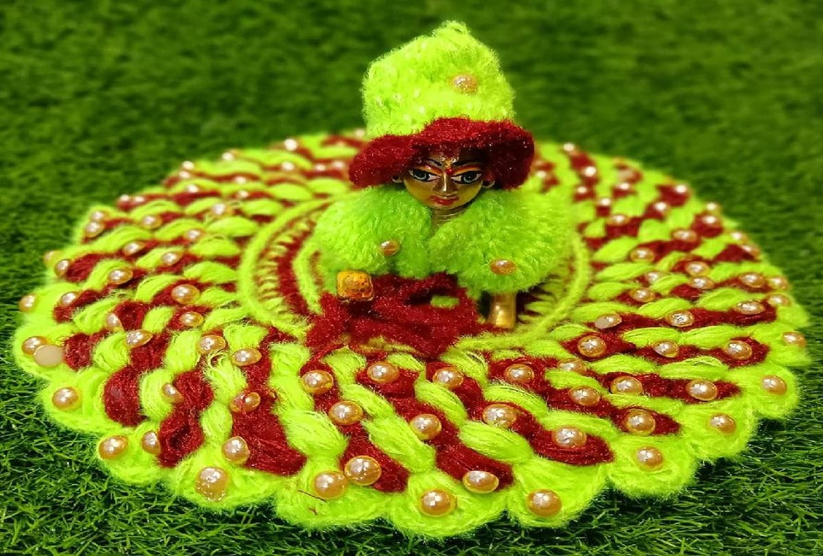 Devotees Buying Woolen Clothes For Lord Krishna In Winter
