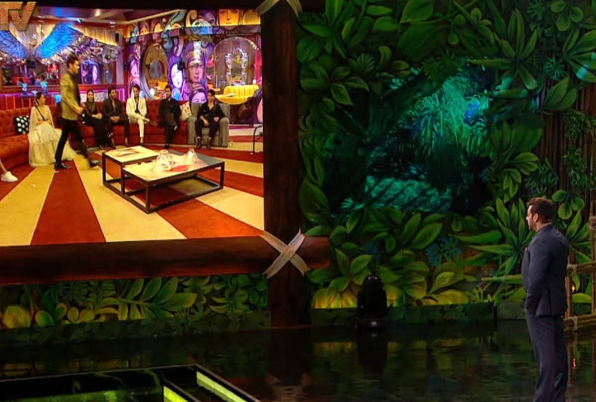 bigg boss 15 salman khan gets angry on simba nagpal give bed to him says you sleep whole week