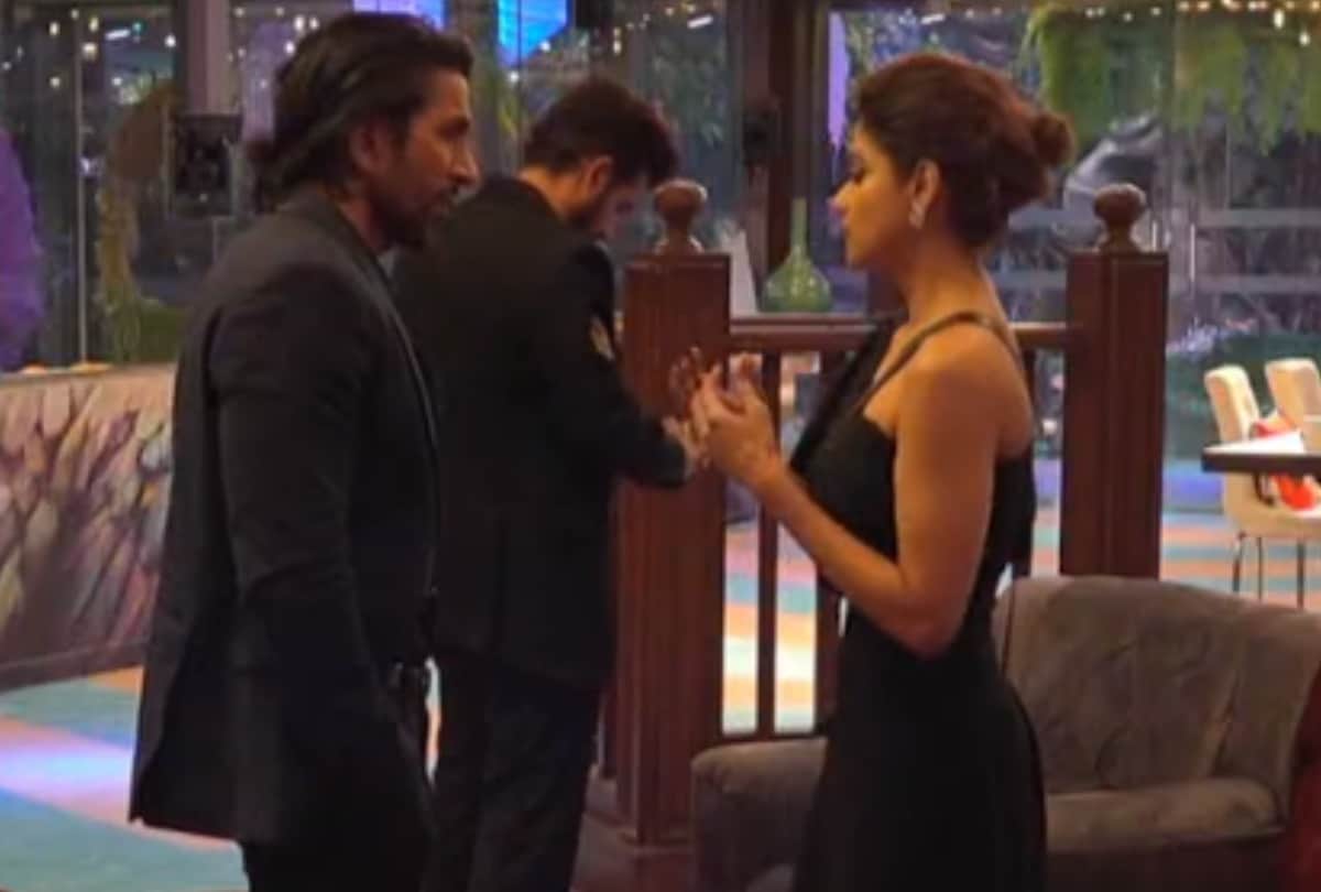 bigg boss 15 shamita shetty gets angry on vishal kotian statements says my family is watching the show