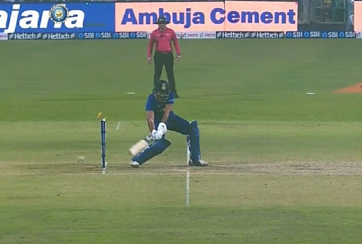 Harshal patel becomes second indian after KL rahul to get hit wicket out social media reactions