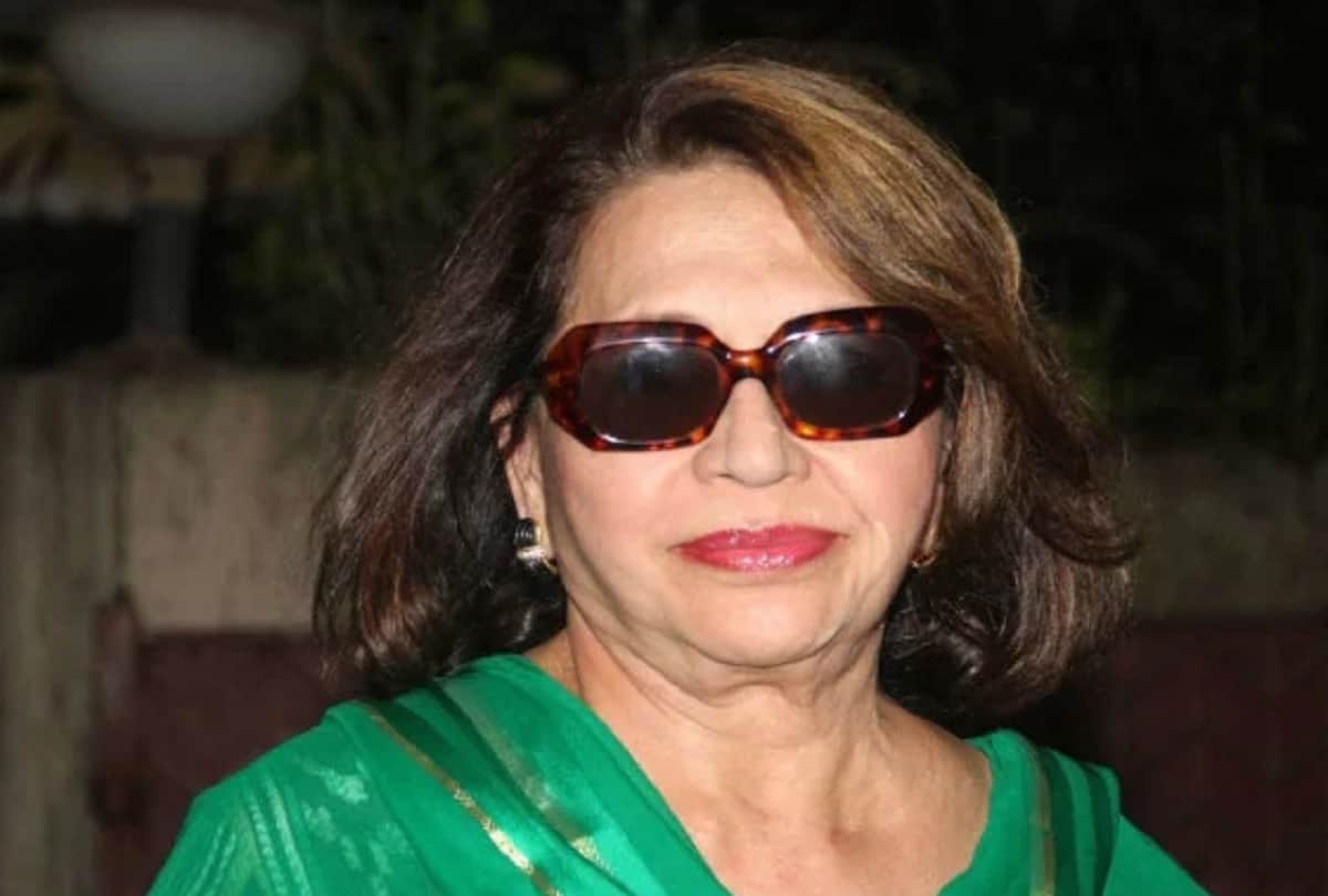 From govinda to rekha these bollywood stars do not use their surname in the industry know the reason here