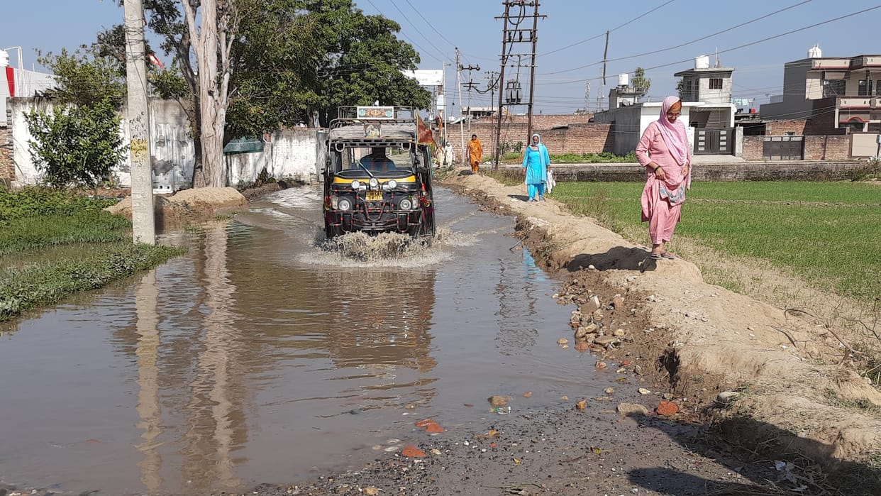 Road became a pond, villagers demonstrated, Yamunanagar