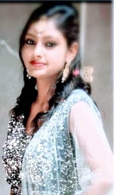 Auto overturned due to loss of balance, girl died
