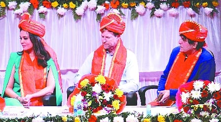360 meritorious people got medals at the convocation of Invertis University