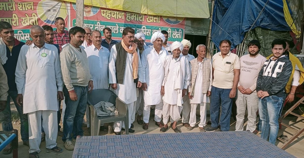 the Khaps standing on the kundli border also put a stamp on the decision of SKM
