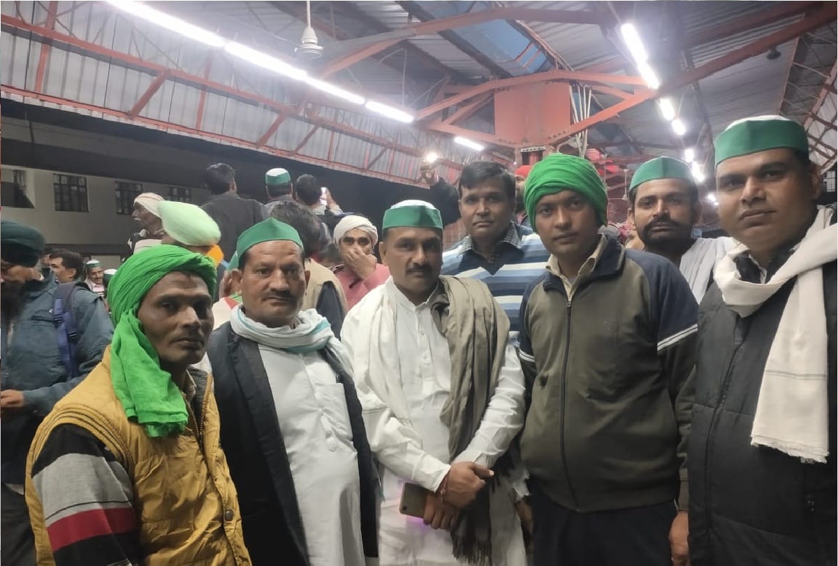 Muzaffarnagar Farmers traveled to Lucknow for Mahapanchayat Kisan Morcha