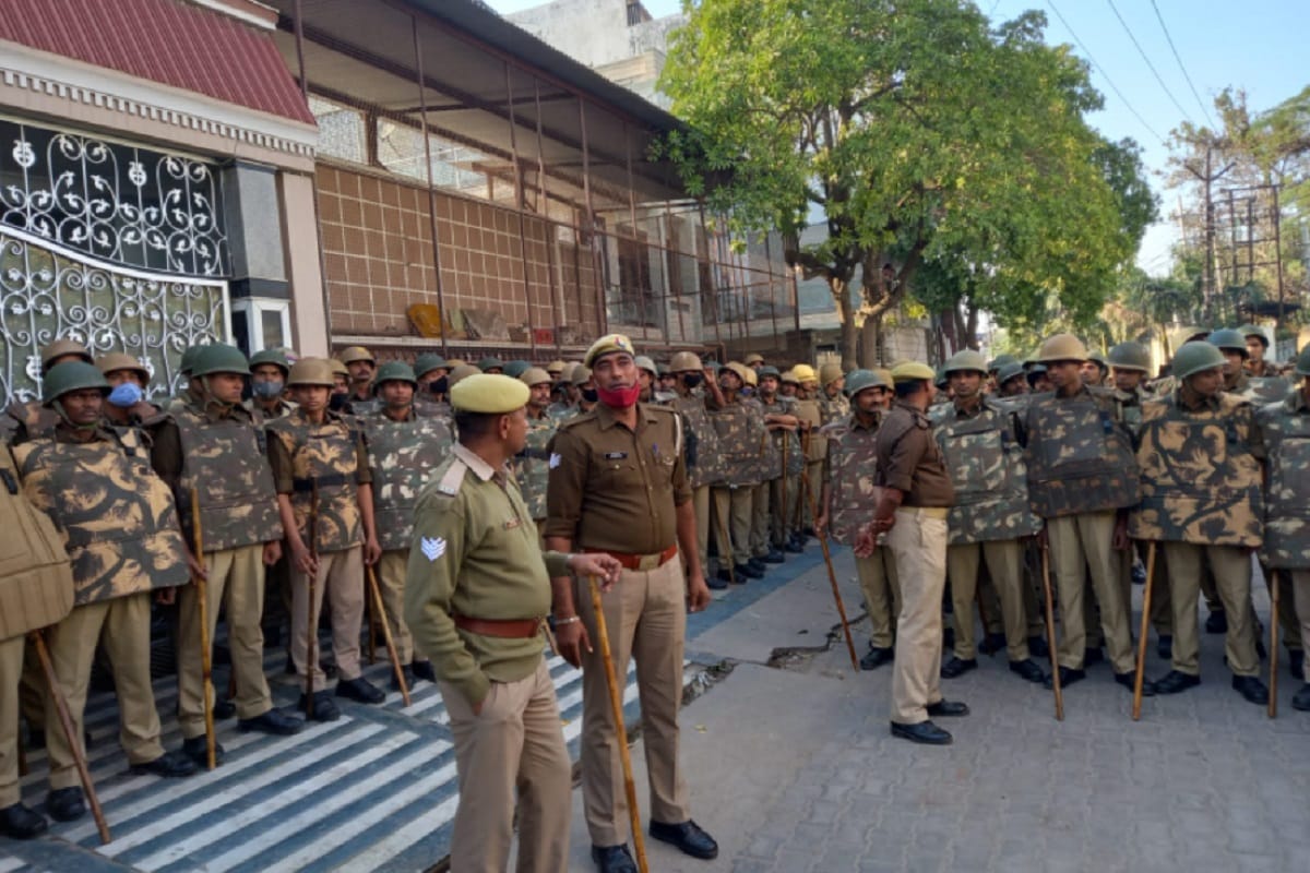 UP News: property worth 10 crores of accused Haji Iqbal has been attached in Meerut district