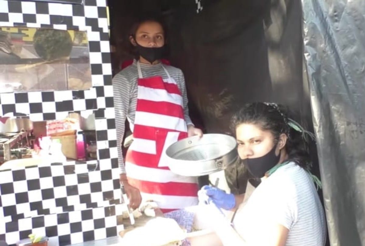 Former National Hockey Player Neha now a street vendor in Hamirpur Himachal Pradesh